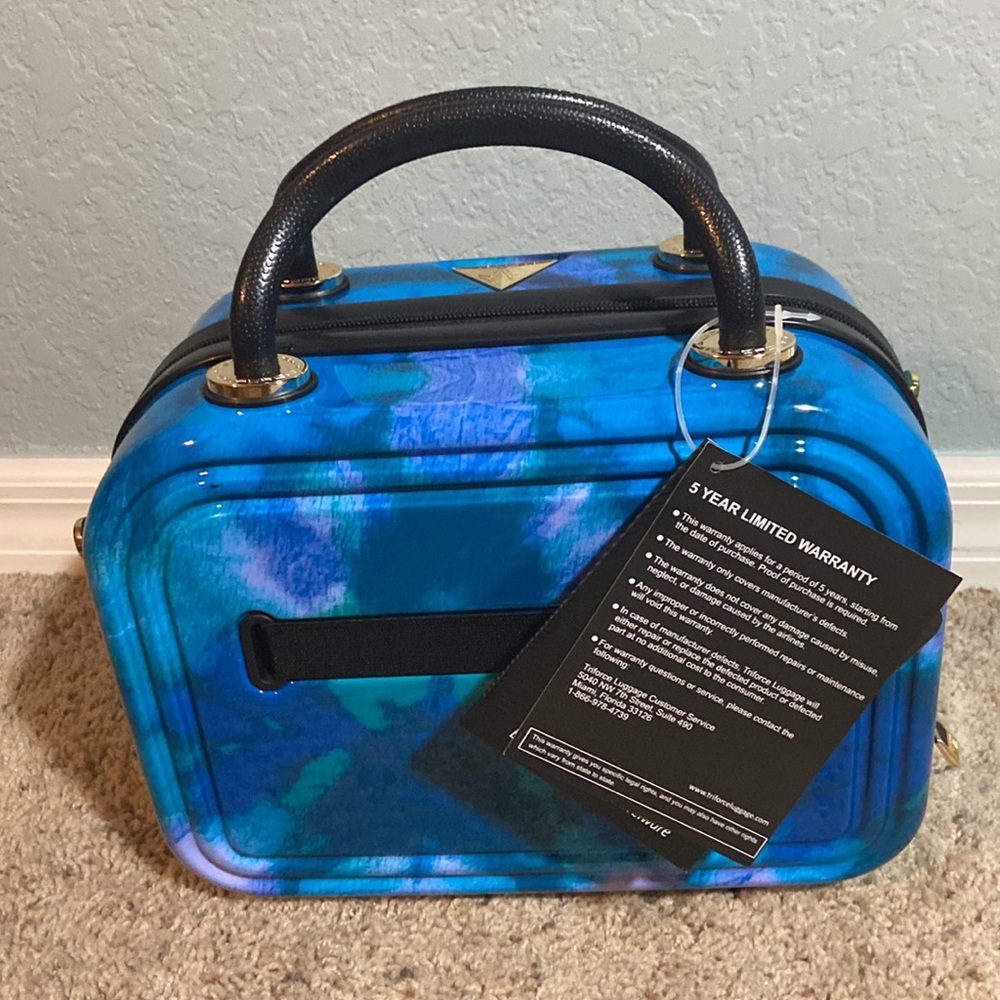 NWT-blue watercolor  Hardside Cosmetics Case w/ Crossbody Strap, Organizer - Picture 3 of 15